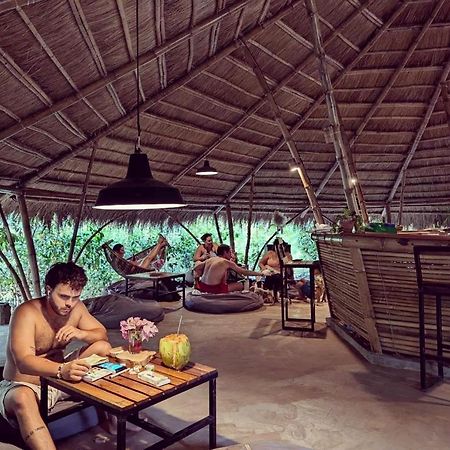 Ecocio Jungle Hostel コロン エクステリア 写真